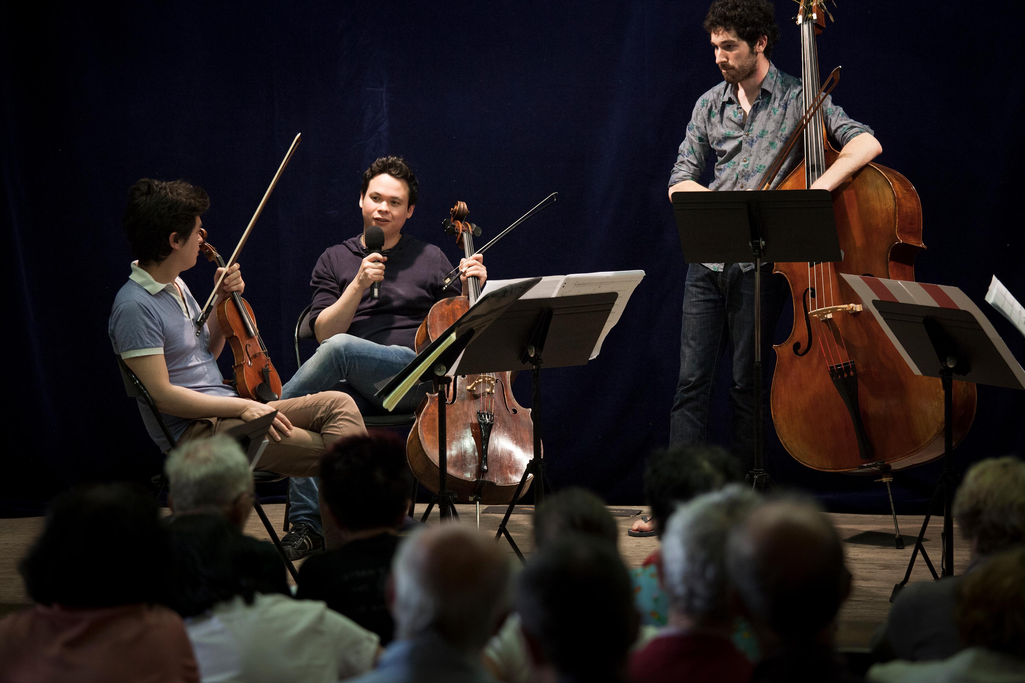 Master class du compositeur Sebastian Rivas avec le Quatuor Van Kuijk (Lauréat HSBC 2014) et Florentin Ginot en 2014